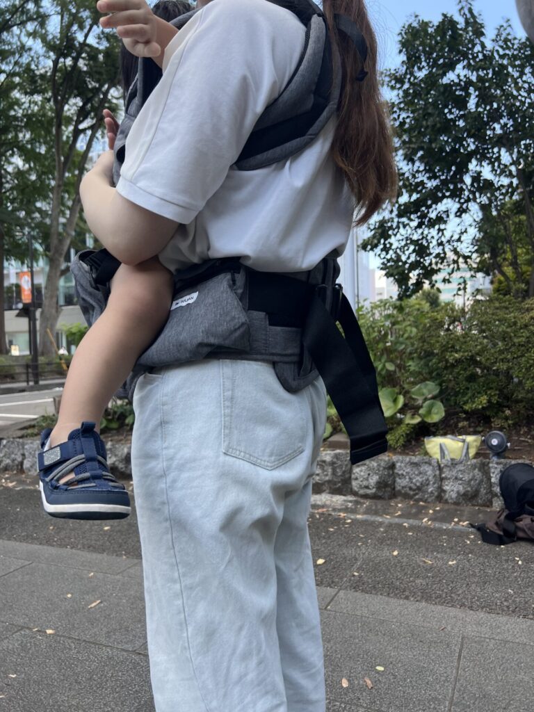 プライム抱っこ時左側画像